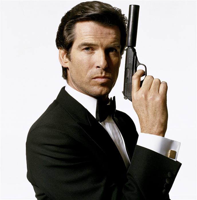 Pierce Brosnan in James Bond, 1995
