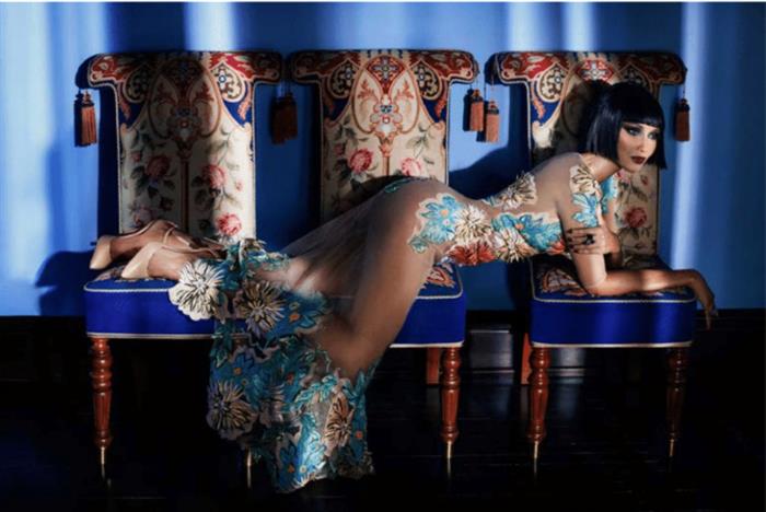 IMAN, THE CHAIR