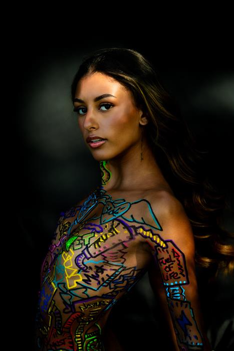 Andufa Painter Artist Model Thea 1