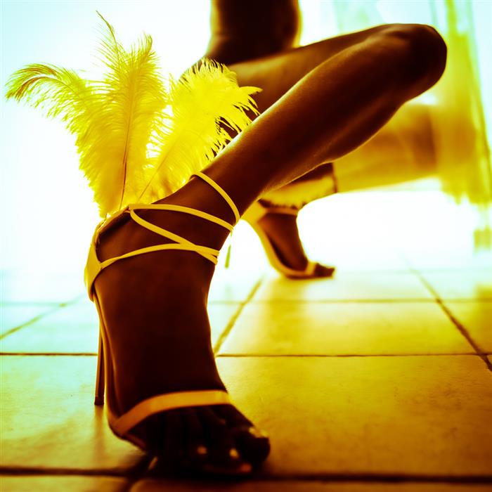 Imans Stilletos 01