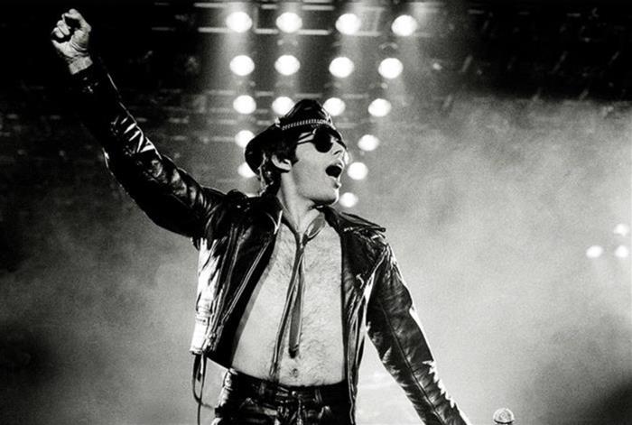 Freddie Mercury lead singer of The Queen 
